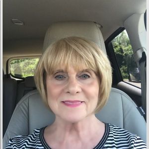 Meet your Posher, Sharon